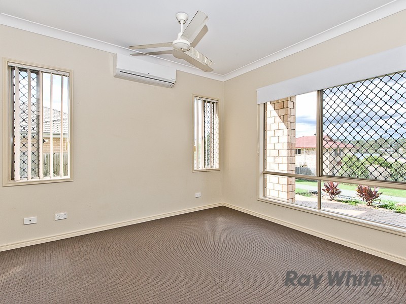 8 Atlantic Place, Warner QLD 4500