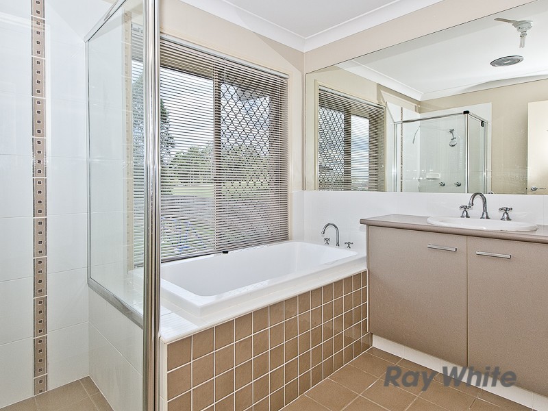 8 Atlantic Place, Warner QLD 4500