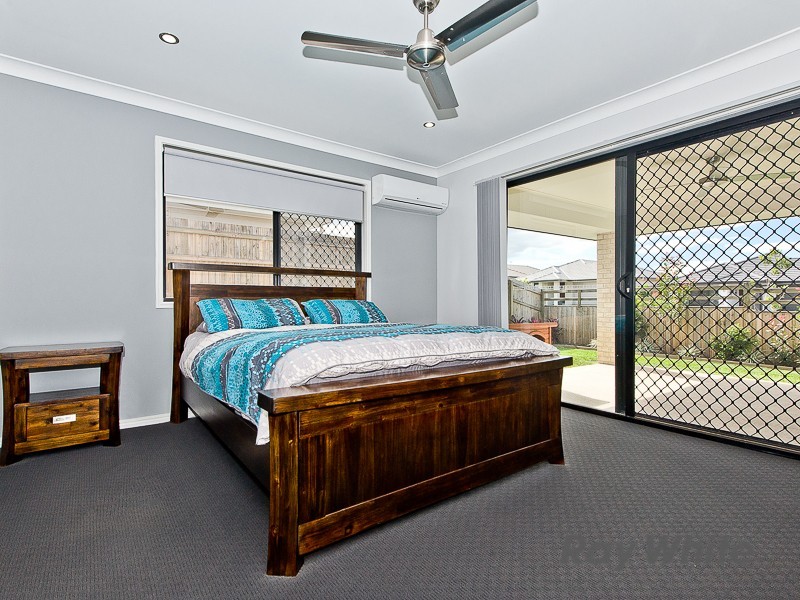 2 Kidston Cres, Warner QLD 4500