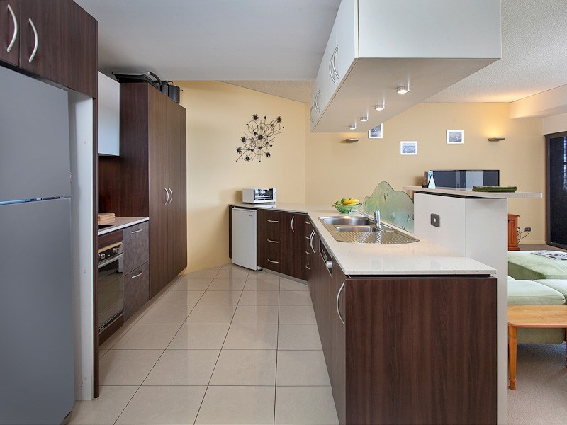 6/46-48 Prince Edward Parade, Redcliffe QLD 4020