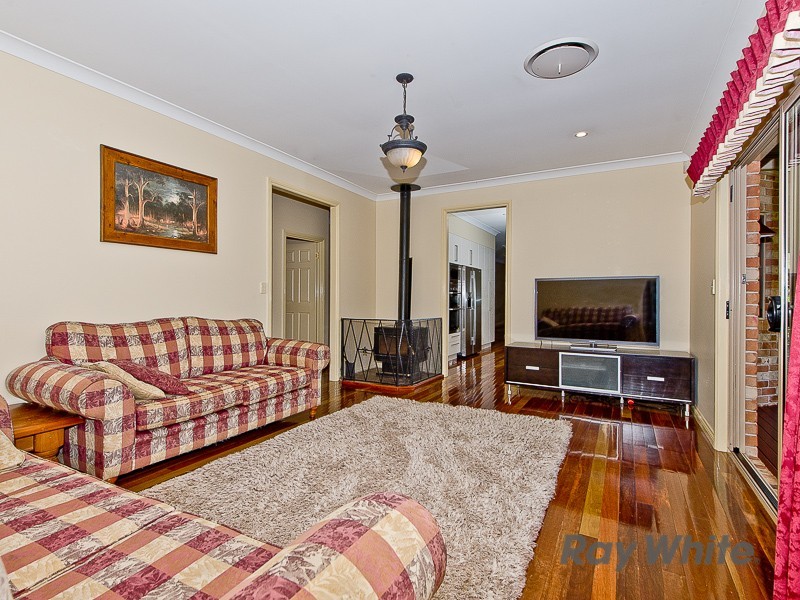 52 Wagtail Place, Warner QLD 4500