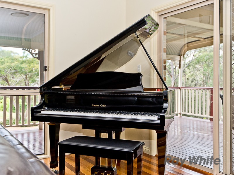 52 Wagtail Place, Warner QLD 4500