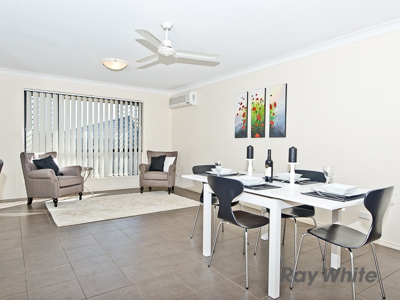 16 Tenzing Court, Warner QLD 4500