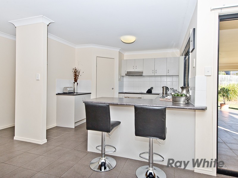 16 Tenzing Court, Warner QLD 4500