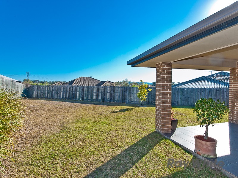 16 Tenzing Court, Warner QLD 4500