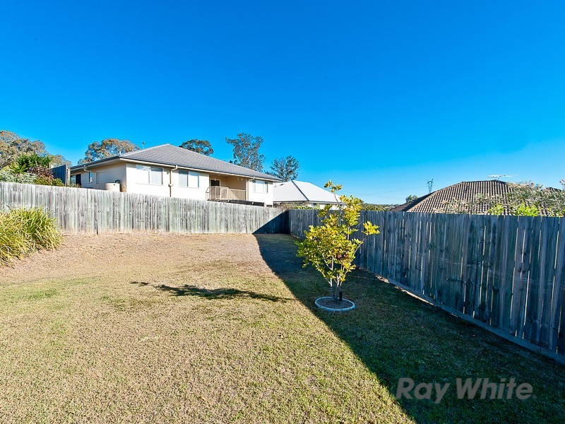 16 Tenzing Court, Warner QLD 4500