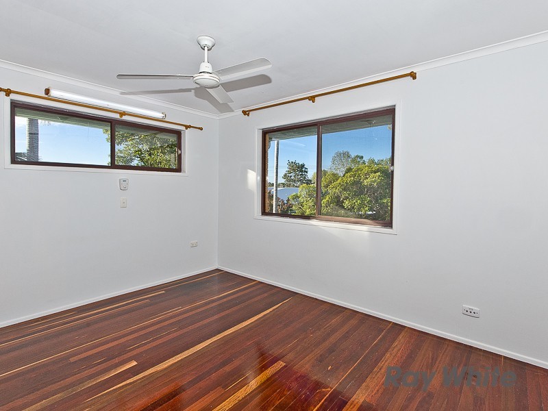 1 Lisa Street, Strathpine QLD 4500