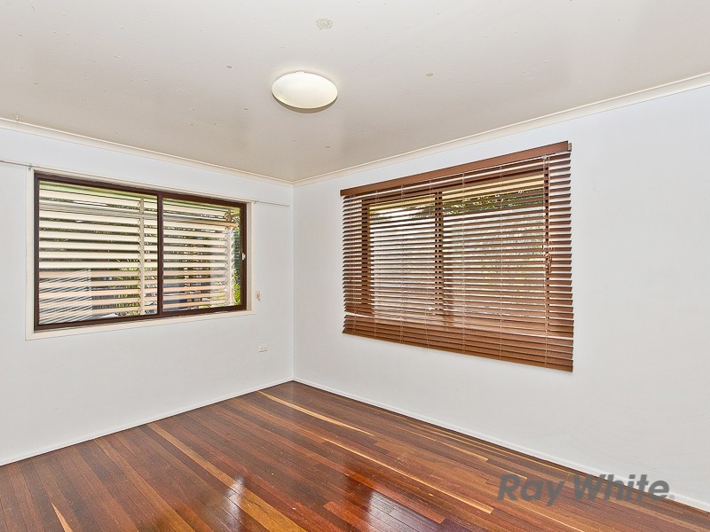 1 Lisa Street, Strathpine QLD 4500