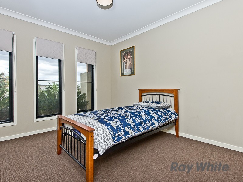 44 Swan Parade, Warner QLD 4500