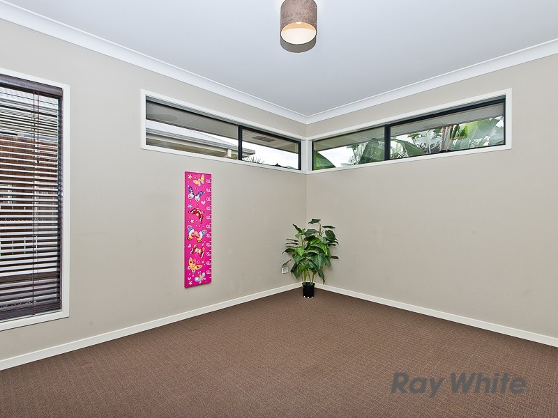 44 Swan Parade, Warner QLD 4500