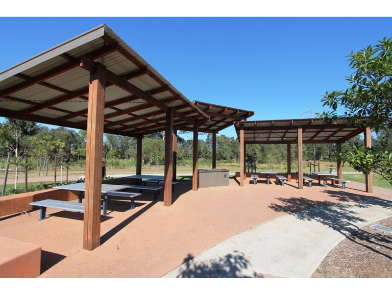 13 McKenzie Place, Warner QLD 4500