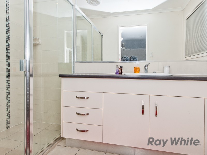 12 Macrusser Circuit, Warner QLD 4500