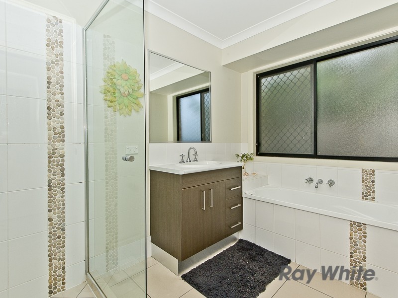 9 North Aston Court, Bray Park QLD 4500