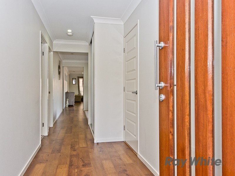 5 Bonney Court, Warner QLD 4500