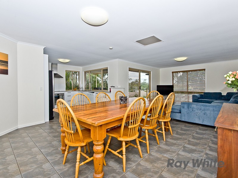 15 Julius Court, Petrie QLD 4502