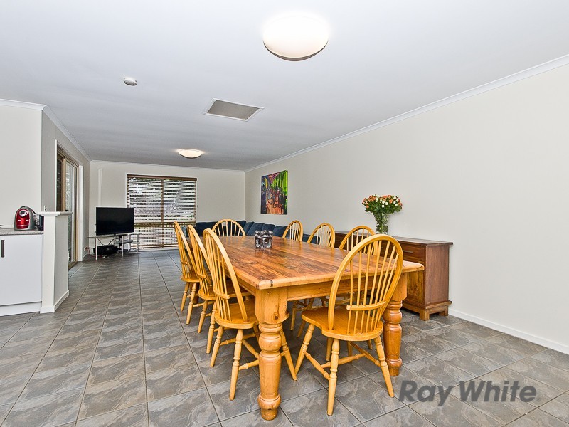 15 Julius Court, Petrie QLD 4502