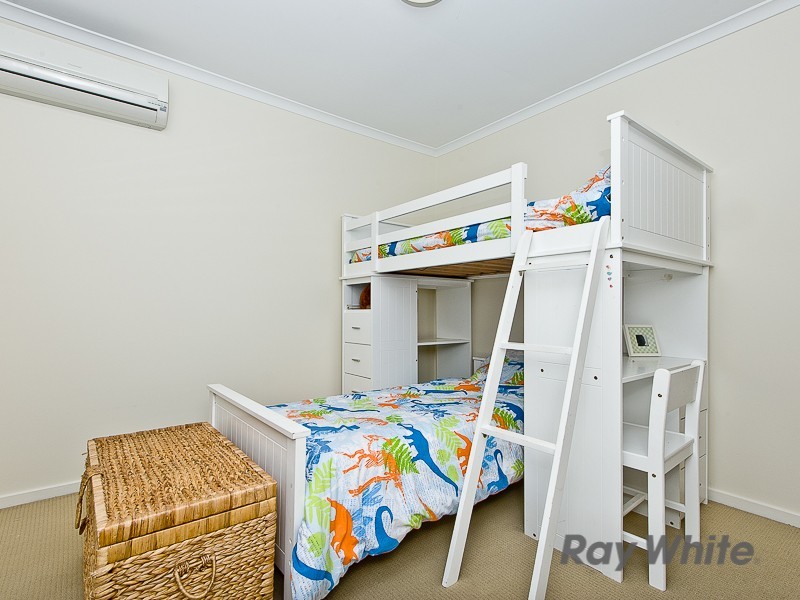 15 Julius Court, Petrie QLD 4502