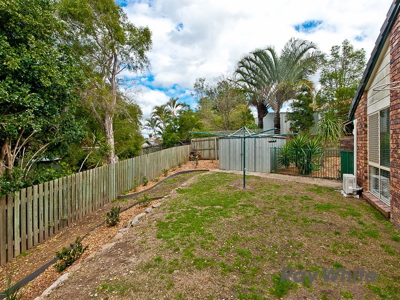 15 Julius Court, Petrie QLD 4502
