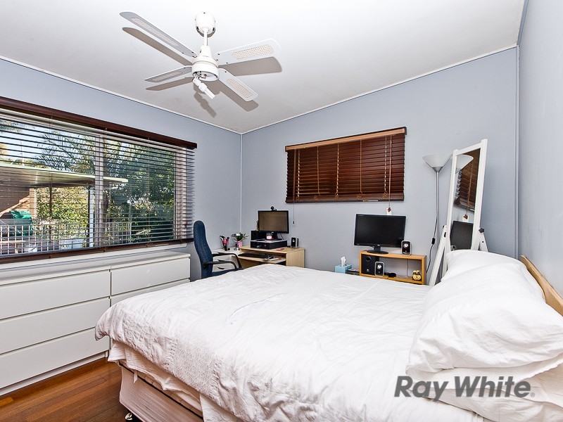 12 Patmar Street, Strathpine QLD 4500