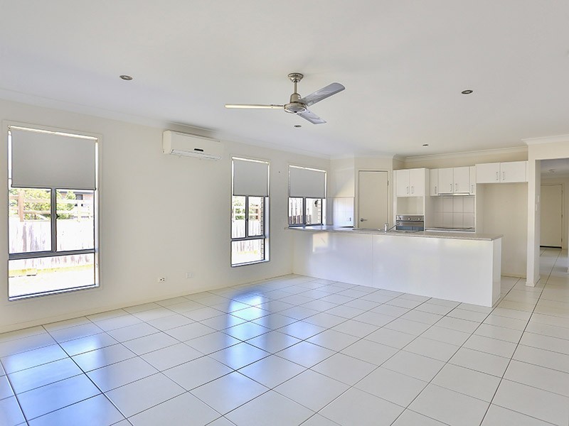 1 Schukow Court, Warner QLD 4500