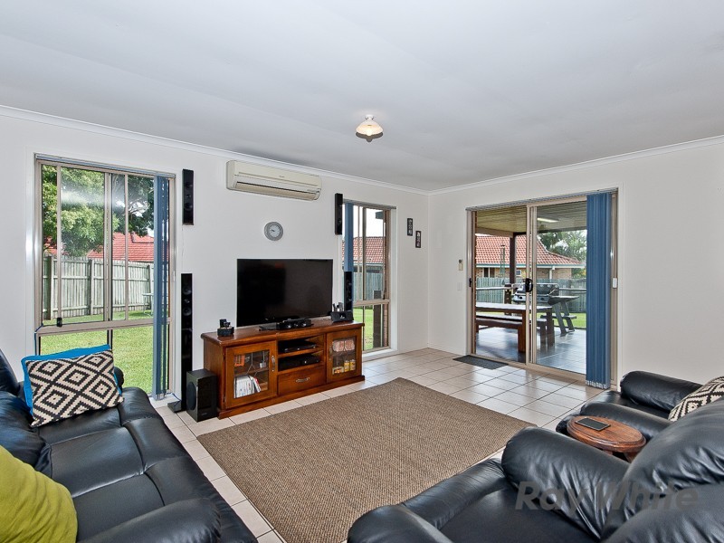 8 Teatree Court, Warner QLD 4500