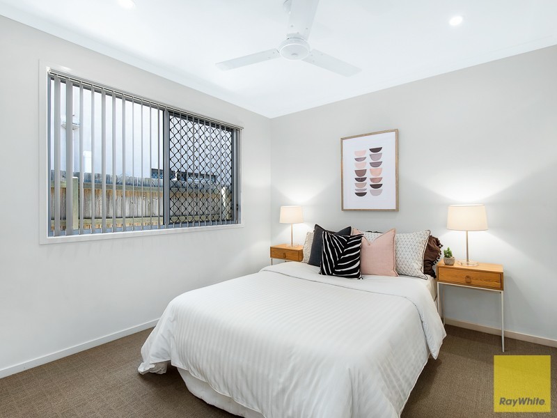 50 Caspian Parade, Warner QLD 4500