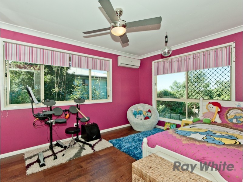 56 Affleck Avenue, Petrie QLD 4502