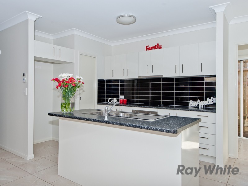 7 Bonney Court, Warner QLD 4500