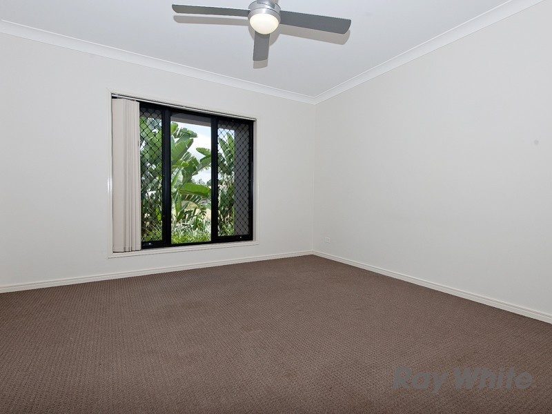 18 Moor Circuit, Warner QLD 4500