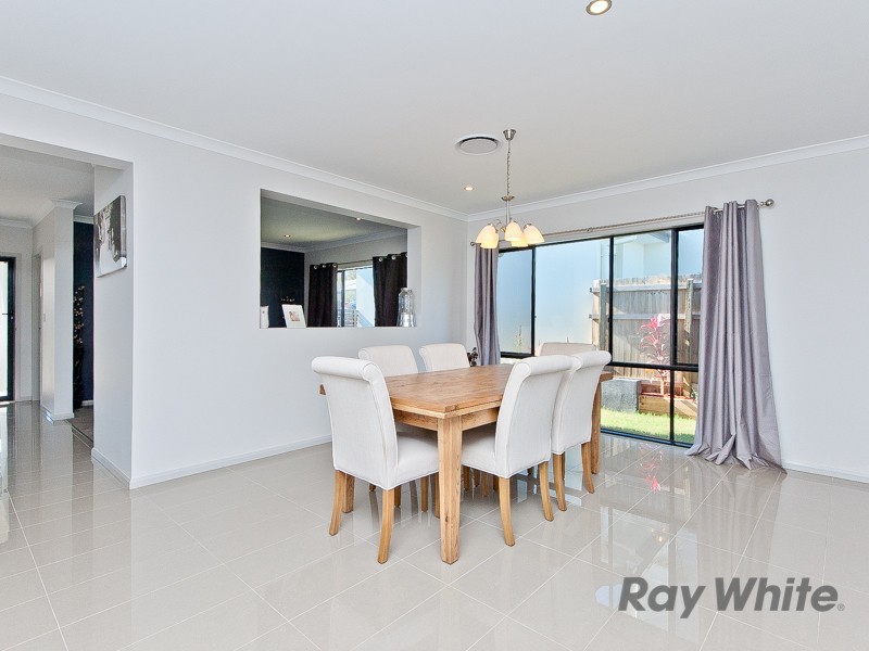 43 Kidston Crescent, Warner QLD 4500