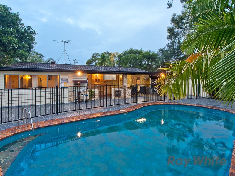 25 Windrest Street, Strathpine QLD 4500