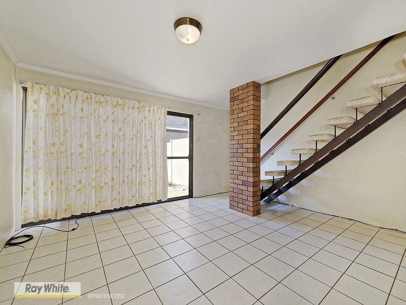 2/19 Seeney Street, Zillmere QLD 4034
