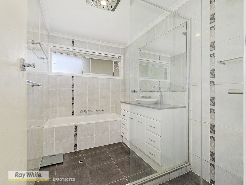 160 Kensington Way, Bray Park QLD 4500