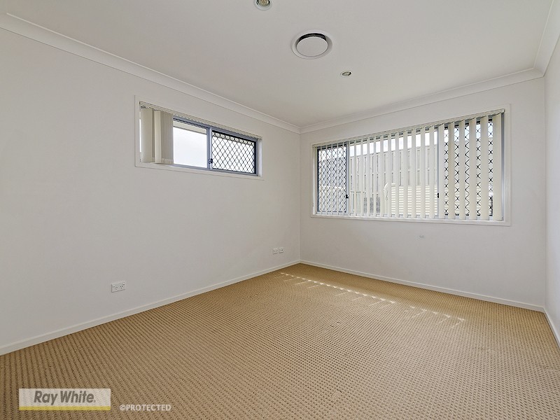 33 Beerwah Parade, Kallangur QLD 4503