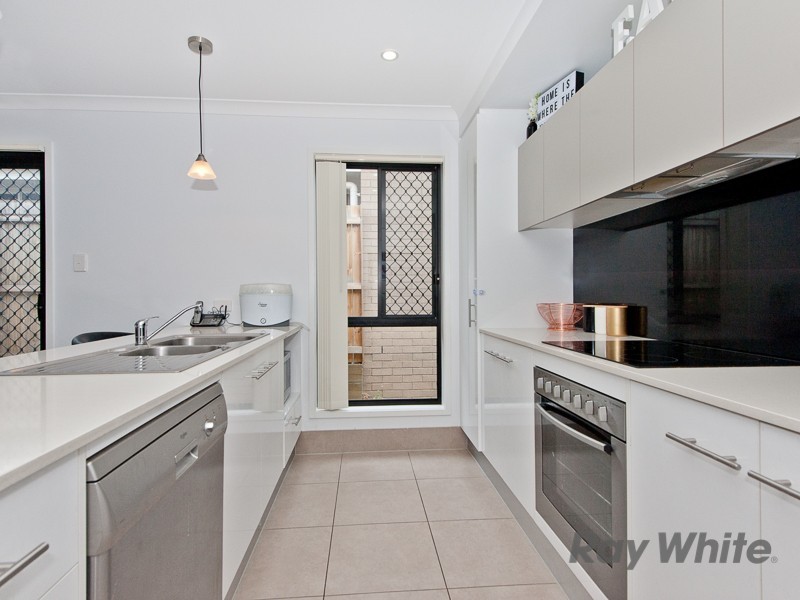 30 Nullarbor Circuit, North Lakes QLD 4509