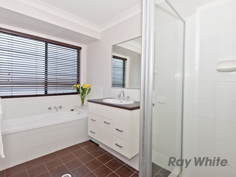 42 Tosca Street, Cashmere QLD 4500