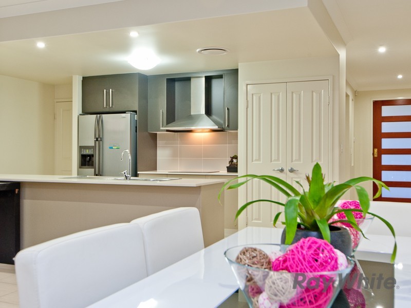 63 Rolland Parade, Warner QLD 4500