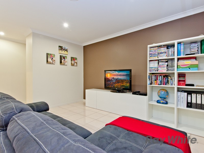 63 Rolland Parade, Warner QLD 4500