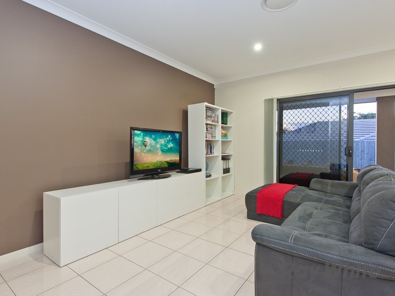 63 Rolland Parade, Warner QLD 4500