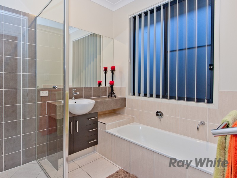 63 Rolland Parade, Warner QLD 4500