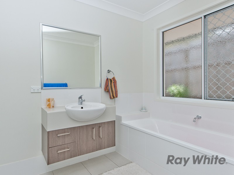 50 Hume Circuit, Warner QLD 4500