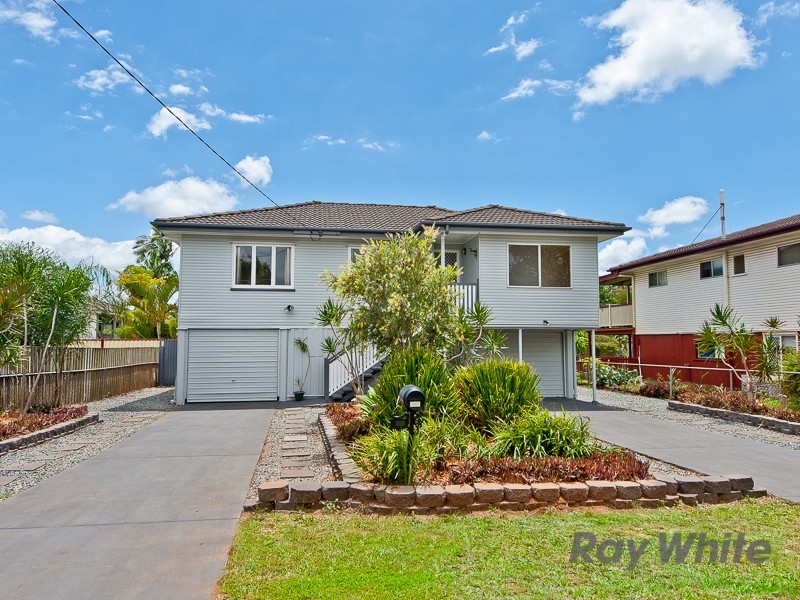 18 Plateau Parade, Bray Park QLD 4500