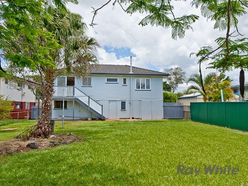 18 Plateau Parade, Bray Park QLD 4500