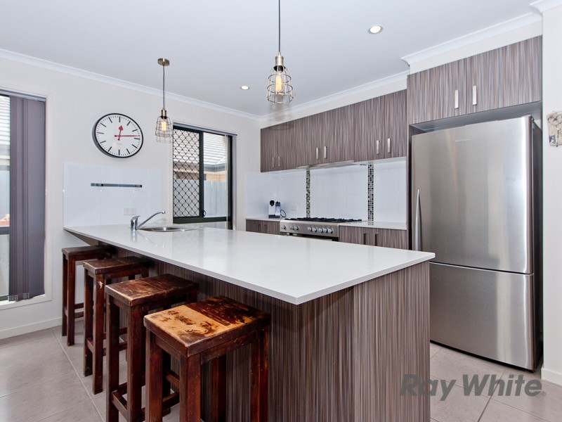 4 Kidston Crescent, Warner QLD 4500