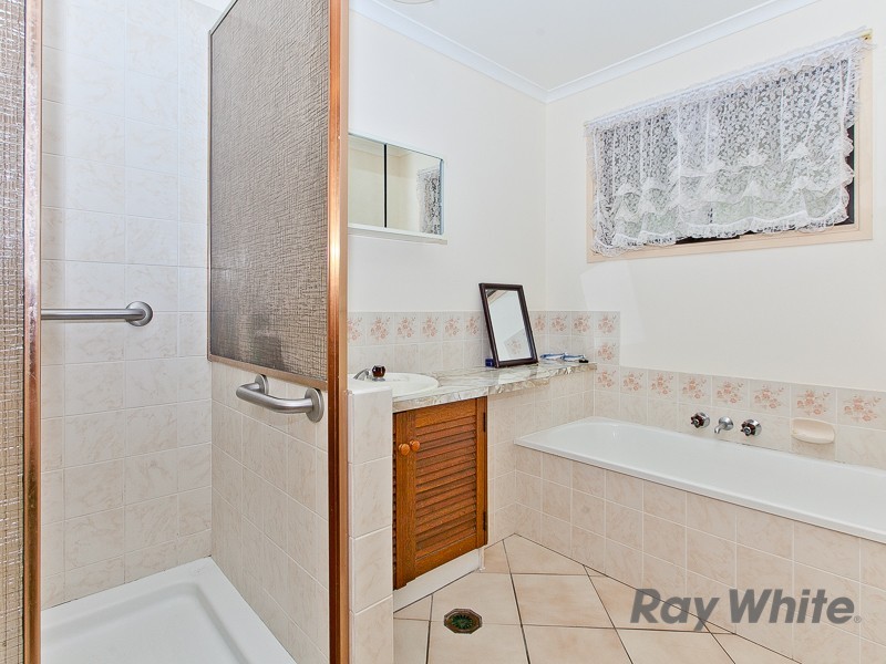 10 Guards Street, Bray Park QLD 4500