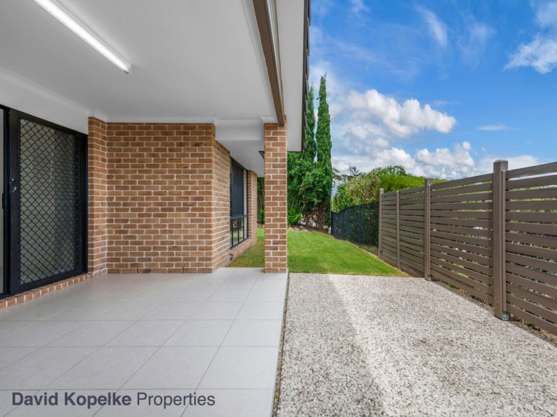 1 Edmund Court, Warner QLD 4500