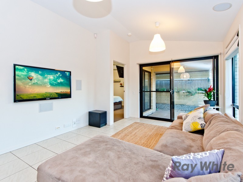 67 Castlewellan Circuit, Warner QLD 4500