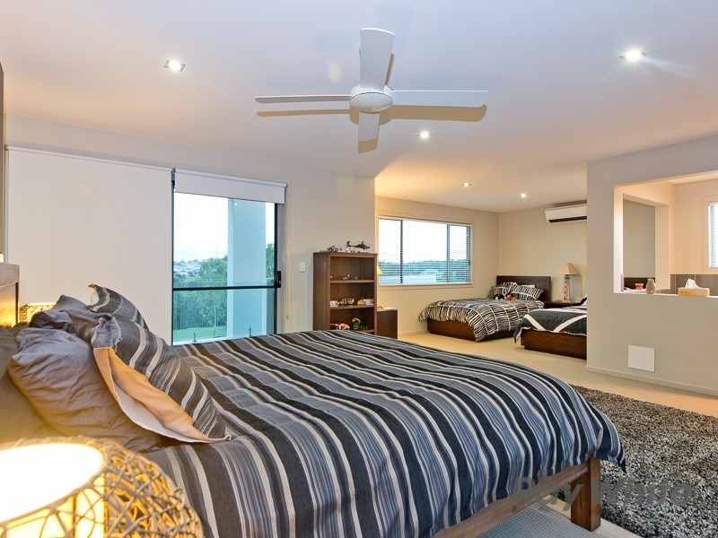 50 Ballyalla Crescent, Warner QLD 4500