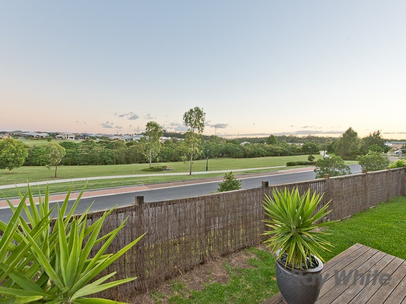 50 Ballyalla Crescent, Warner QLD 4500