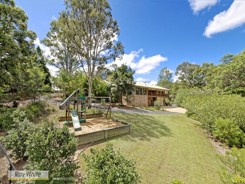 15 Hyde Road, Whiteside QLD 4503